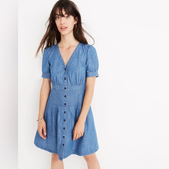 Madewell Dresses & Skirts - Madewell Denim Daylily Dress, Size 00, Chambray Button Front V Neck Mini Dress